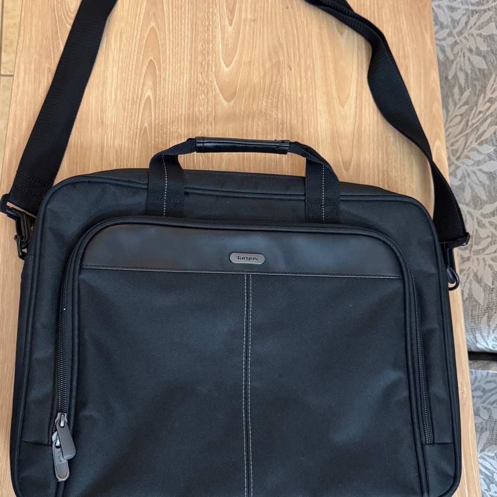 Targus Laptop Bag